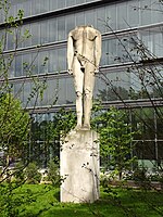 Skulptur Kouros von Stefan Demary (01).jpg