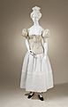 1830-1835, sous-vêtements dont corset en satin de coton matelassé, Europe