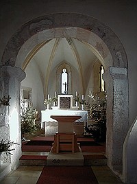 Mária-Magdolna római katolikus templom - Szembeoltár (Sopronbánfalva)