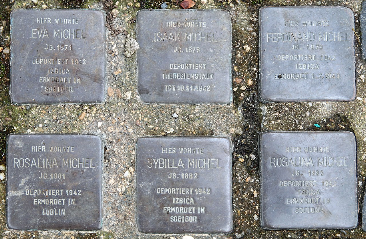 Stolpersteine 06 Koblenz 2015.jpg