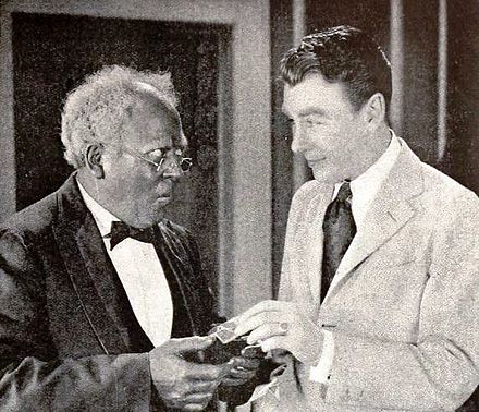 Nick Cogley con Tom Moore in Toby's Bow (1919)