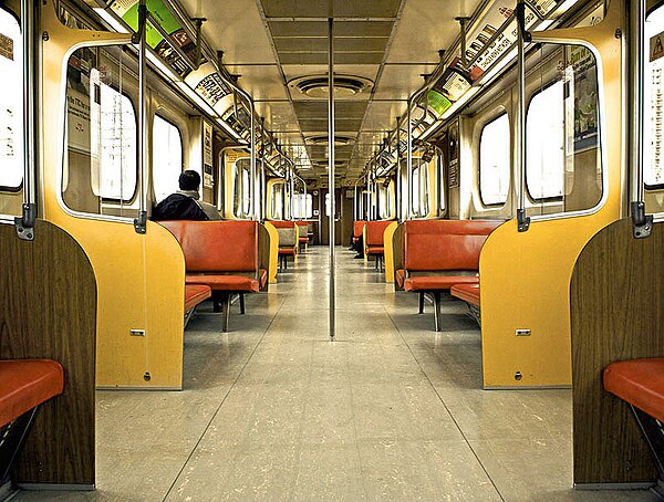 Interior of an H-4 subway car. The H-4s had an interior design similar to that of the H-2 subway cars but had less seating to allow for more passenger