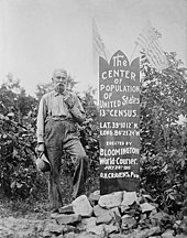 The center of the US population, 13th census (1910), near Bloomington, Indiana US-center-pop.jpg