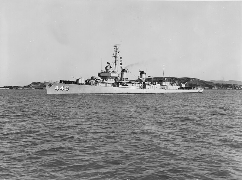 File:USS Nicholas (DD-449) off the Mare Island Naval Shipyard, California (USA), on 2 March 1951 (NH 107429).jpg