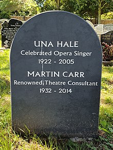 Una Hale ve Martin Carr Gravestone.jpg