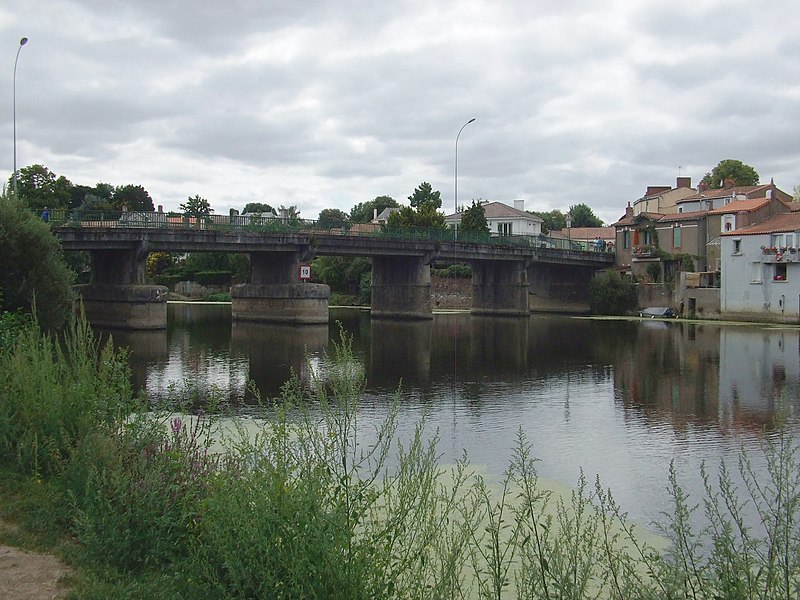 File:Vertou pont du Chêne.jpg