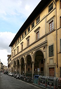 Via san gallo 34, loggia des tisserands 01.jpg