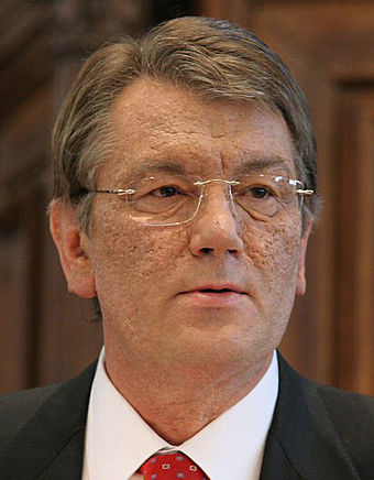 Yushchenko at the University of Amsterdam, with chloracne from TCDD dioxin poisoning (2006).