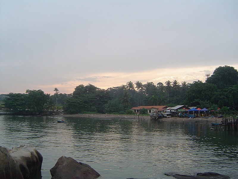 File:Village on Pulau Ubin.JPG