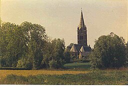 Vue de l'église d'Herzeele.jpg