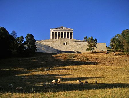 Walhalla commemoration hall.JPG