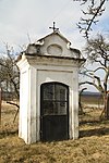 Wayside chapel near Pálovice, Třebíč District.JPG