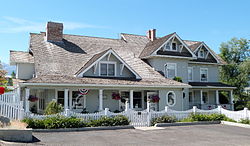 Uilyam P Warnock House - Enterprise Oregon.jpg