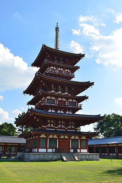 File:Yakushi-ji, saitou.jpg