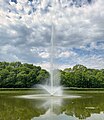 Springbrunnen in der Mitte des Palaisteich