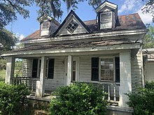 1926 Camp Road is a Reconstruction Era farmhouse and is one of the oldest buildings remaining on James Island. 1926 Camp Road - front.jpg