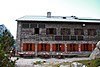 Cabane de glace bleue