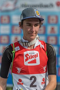 Janni Reisenauer beim Skisprung-Grand-Prix in Hinzenbach 2016