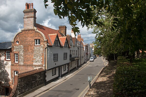 Image: 20 Quarry Street, Guildford