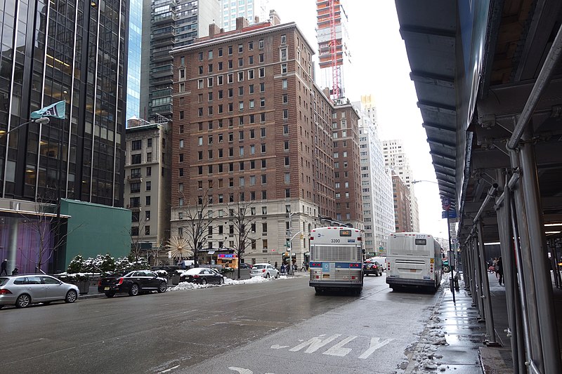 File:54th St 6th Av td 07 - Claridge’s.jpg