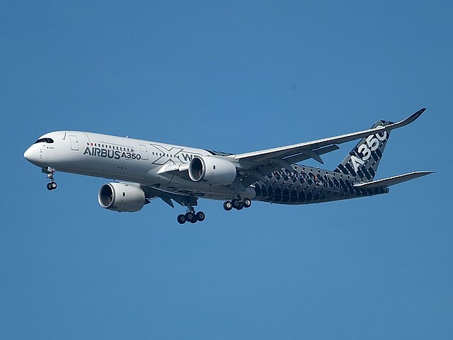 テスト飛行を行うエアバスA350