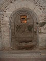 Abbatiale Saint-Philbert-de-Grand-Lieu - La fenestella vue depuis le déambulatoire.jpg