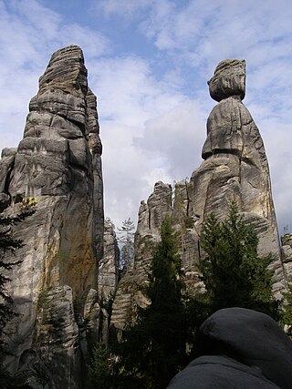 <span class="mw-page-title-main">Pinnacle (geology)</span> Individual column of rock