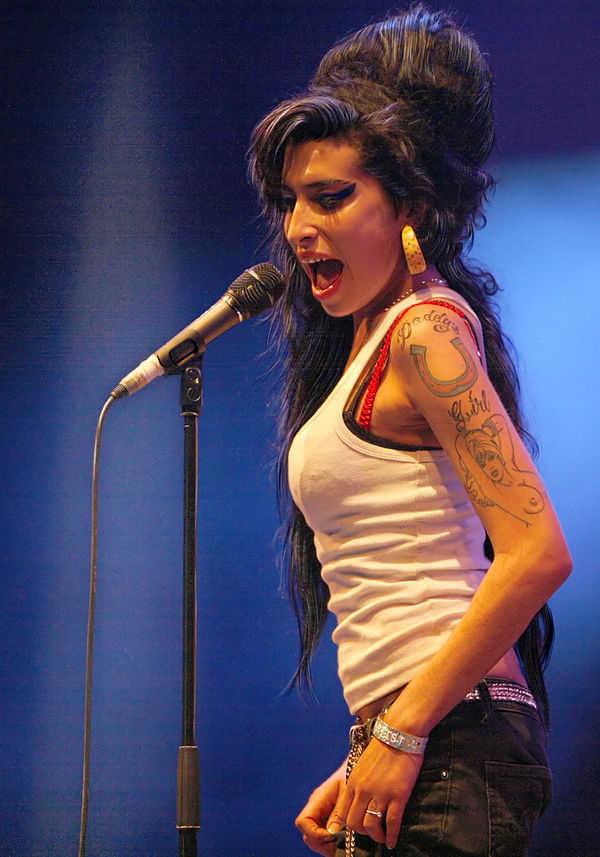 Winehouse in 2007