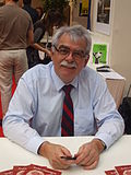 André Chassaigne en la feria del libro 2010 en Brive la Gaillarde.JPG