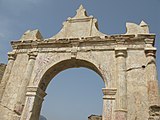 Arco trionfale dei Carafa a Bruzzano Vecchia