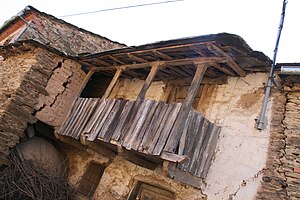 Balcones corridos - Arquitectura alistana.JPG
