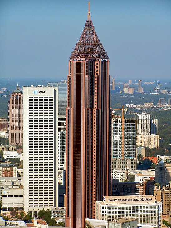 Высокое здание на английском языке. Бэнк оф Америка Плаза (Атланта). Bank of America Tower, Нью-Йорк. Нью Дели небоскребы. Паркер Моррис небоскреб.