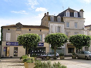 <span class="mw-page-title-main">Barbezieux-Saint-Hilaire</span> Commune in Nouvelle-Aquitaine, France