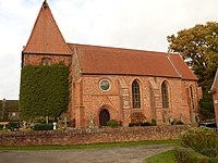 Bardewisch, Sohlbänke der fenster etwa in Scheitelhöhe der Portalöffnung