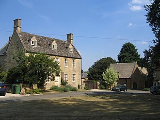A house in the heart of the village Barton-on-the-Heath - geograph.org.uk - 205189.jpg