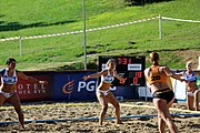 Deutsch: Beachhandball Europameisterschaften 2019 (Beach handball Euro); Tag 4: 5. Juli 2019 – Frauen, Viertelfinale, Niederlande-Griechenland 2:1 (25:12, 18:24, 7:6) English: Beach handball Euro; Day 4: 5 July 2019 – Quarter Final Women – Netherlands-Greece 2:1 (25:12, 18:24, 7:6)