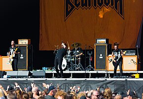 Beartooth performing at Elbriot in 2018 Beartooth - Elbriot 2018 05.jpg