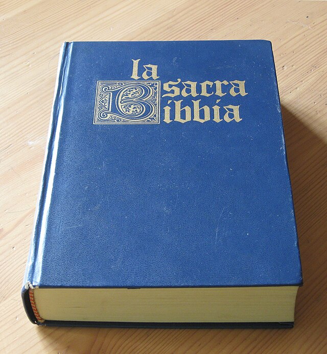 https://upload.wikimedia.org/wikipedia/commons/thumb/c/cf/Bibbia_CEI_1968.jpg/640px-Bibbia_CEI_1968.jpg
