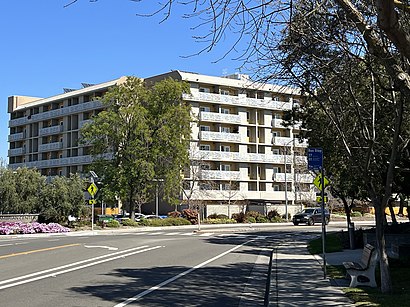 How to get to Cambrian Park with public transit - About the place