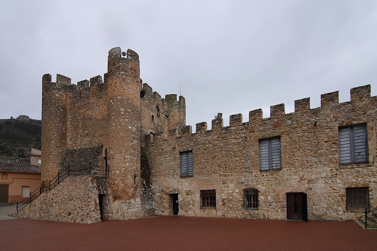Resultado de imagen de castillo del conde casal carcelen