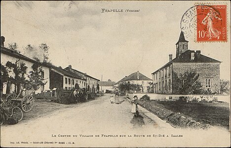 Vue historique du centre du village (carte postale Adolphe Weick).