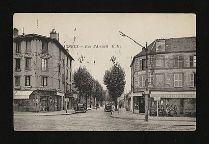 Comment aller à Avenue Albert Petit en transport en commun - A propos de cet endroit