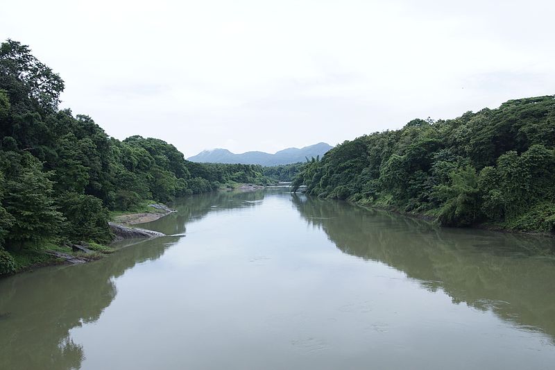 File:Chaliyar river 0236.jpg