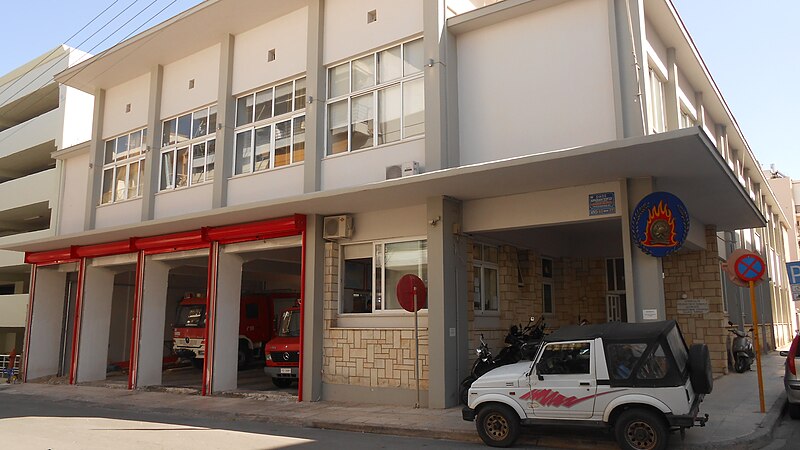 File:Chania downtown fire station (2).jpg