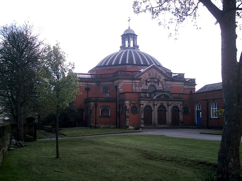 File:Chapel of Liverpool Bluecoat School.jpg