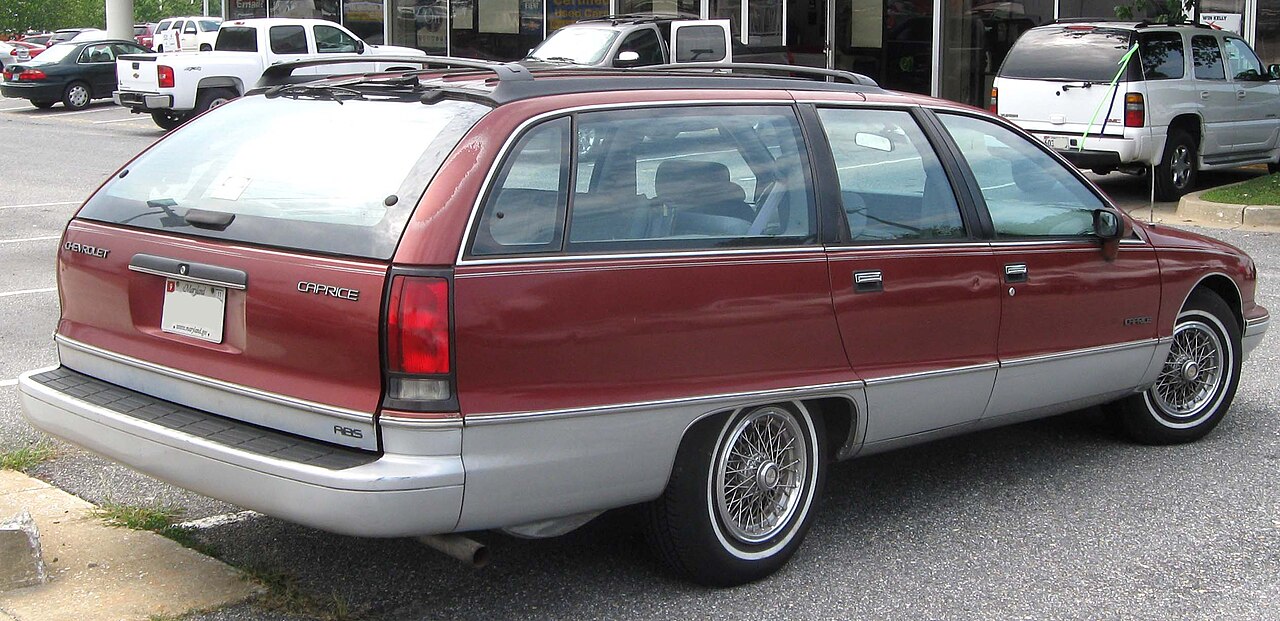 Image of Chevrolet Caprice wagon rear -- 08-12-2010