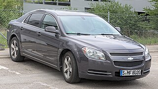 Chevrolet Malibu (2008-2011) - right front view