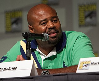 Fortune Salaire Mensuel de Chi Mcbride Combien gagne t il d argent ? 10 000 000,00 euros mensuels