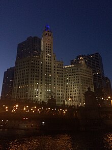 Chicago - -i---i- (29162170603).jpg