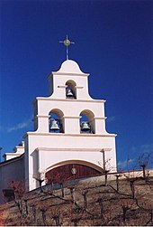 Spanish-style church in Shandon, California Church in Shandon, CA.jpg